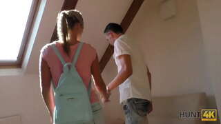 HUNT4K. हंटर पूर्ण दोन पार्क मध्ये आणि खरेदीसाठी मुली गरम शरीर