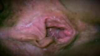 Sexy Qalin Nam Onam Yakkaxon Bir Dildo Bilan Mastubation