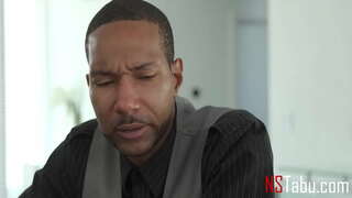 Ebony Θετή Κόρη Θέλει Τον Μπαμπά Να Της Φέρεσαι Σαν Κυρία