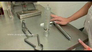 Asistenta cu vorace fundul mănâncă cocoș