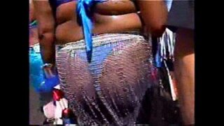 Arbeits-Day2k4.1-Ass2Sweet!