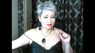 ǥ�话般的俄罗斯的摩洛伊斯兰解放阵线。 她甜美的婊子无情地在一个热门的私人表演...